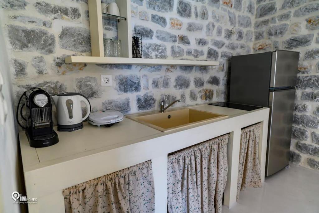 Sikies Stone House On The * Khalkia